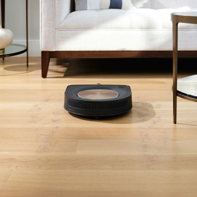 Οι Roomba s9 και s9+ καθαρίζουν ακόμα και τη σκόνη που μπορεί να μη φαίνεται! Με τον πρωτοποριακό τους σχεδιασμό Edge, με φαρδύτερες βούρτσες, καταφέρνουν να καθαρίσουν μεγαλύτερες περιοχές του σπιτιού σε λιγότερο χρόνο.

Ζήστε χωρίς περιορισμούς!

👉link in bio 

#irobot #irobotgreece #irobotgr #roombas9+